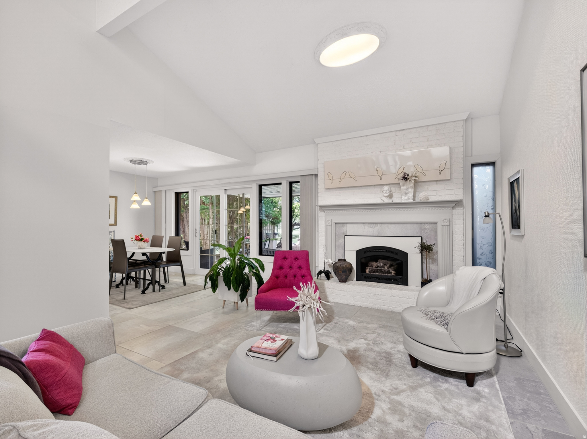 WHITE BARN - Residential