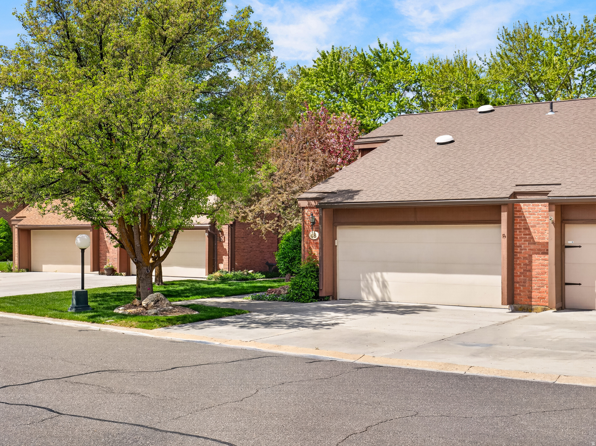 WHITE BARN - Residential