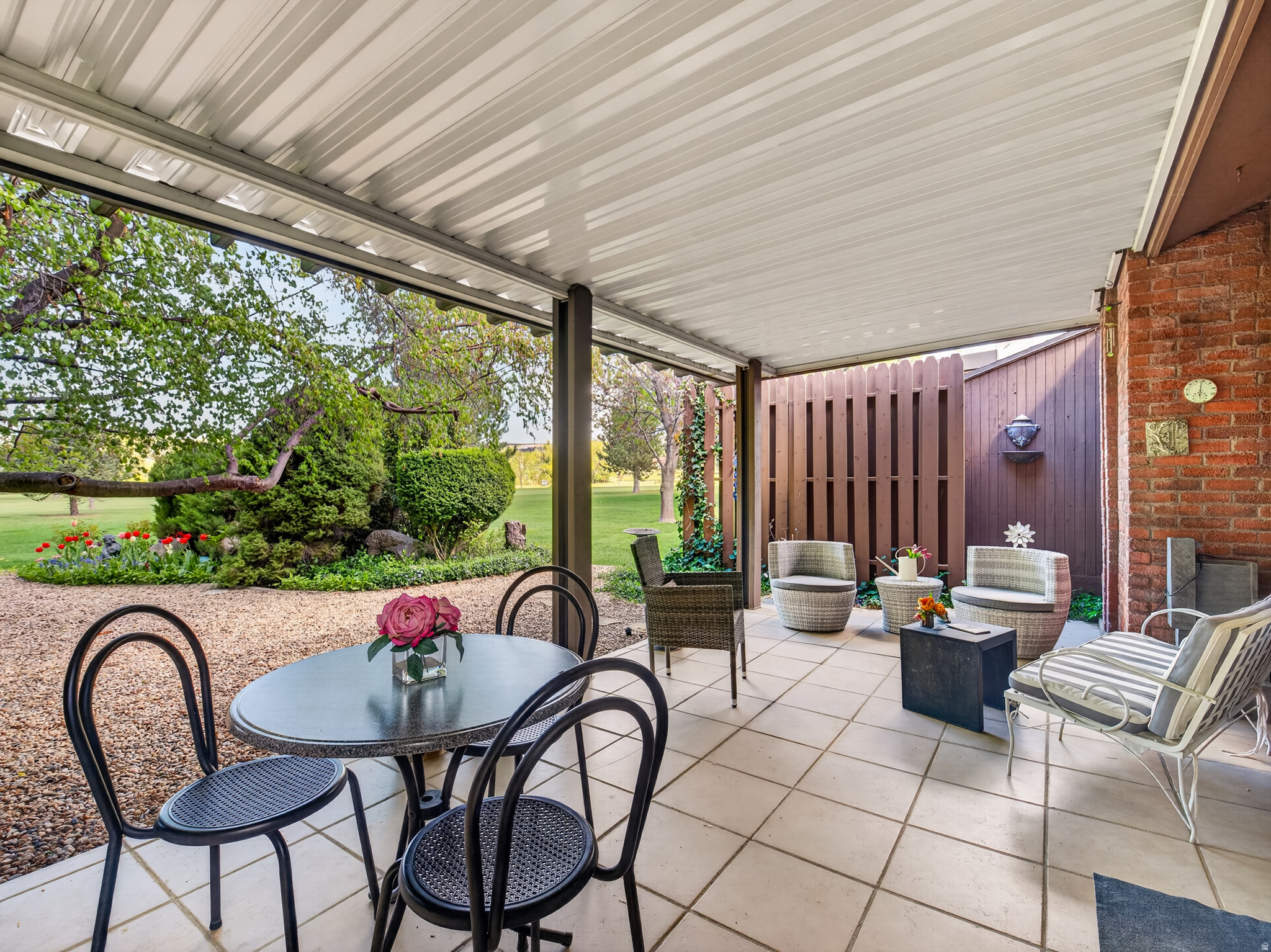 WHITE BARN - Residential