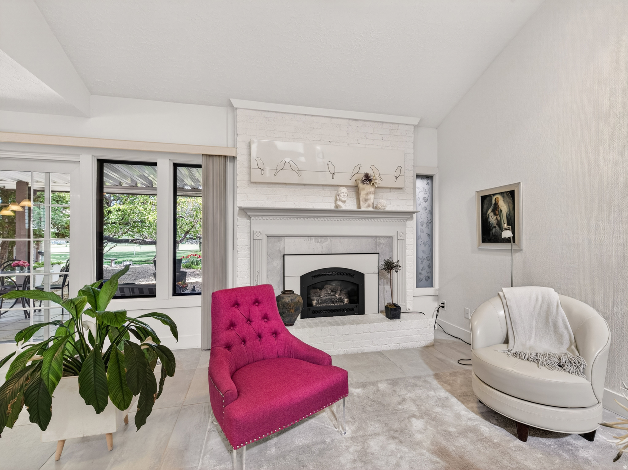 WHITE BARN - Residential