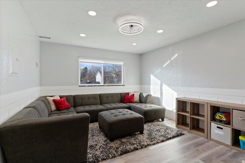 Tiny photo for 2162 N 2290 W, Clinton, UT 84015 (MLS # 2124638)