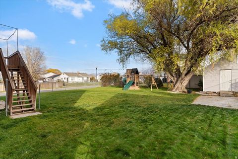 Tiny photo for 2162 N 2290 W, Clinton, UT 84015 (MLS # 2124638)