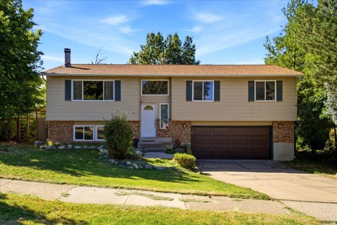Tiny photo for 112 E 1470 S, Farmington, UT 84025 (MLS # 2184709)