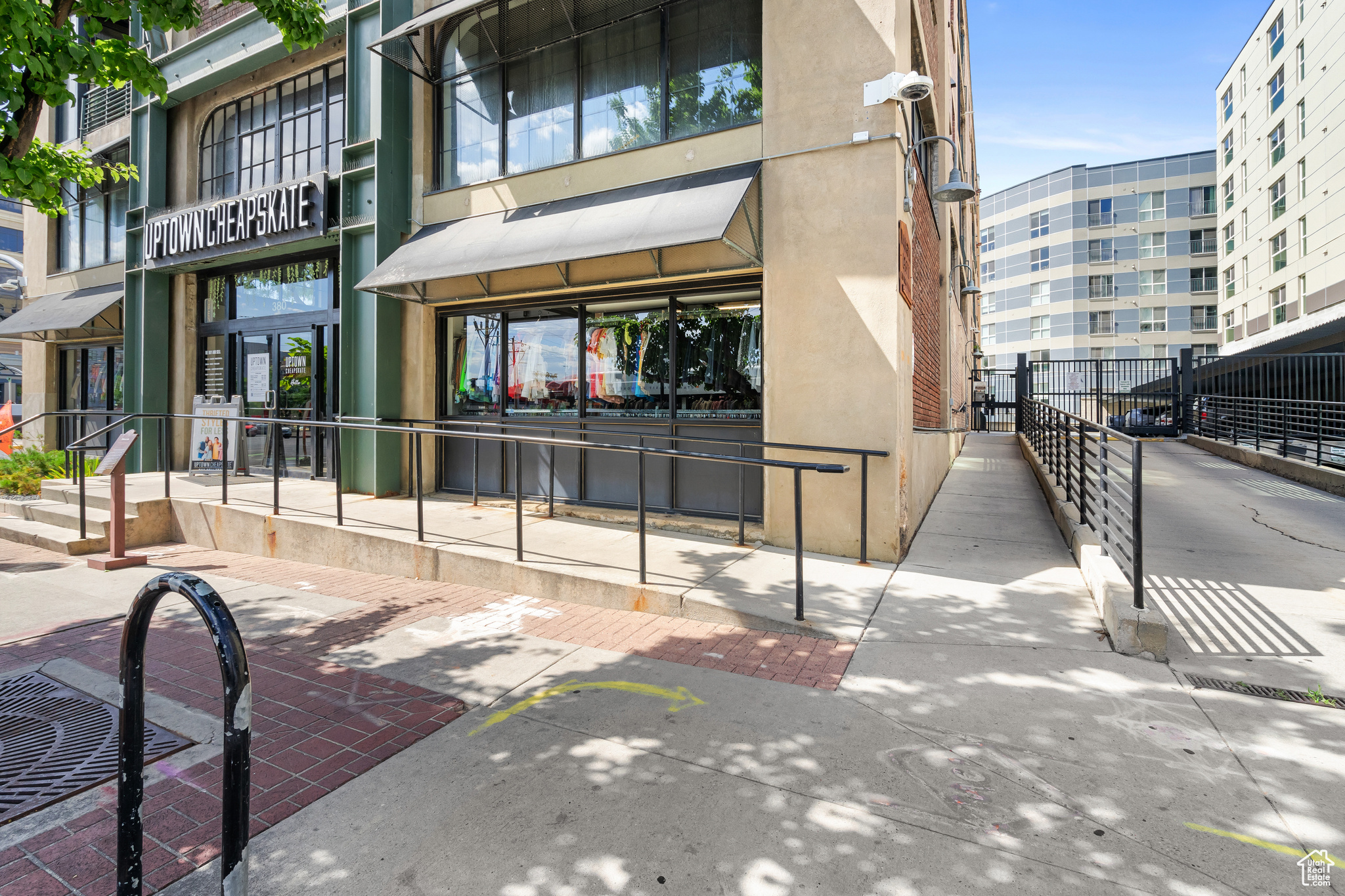 DAKOTA LOFTS - Residential