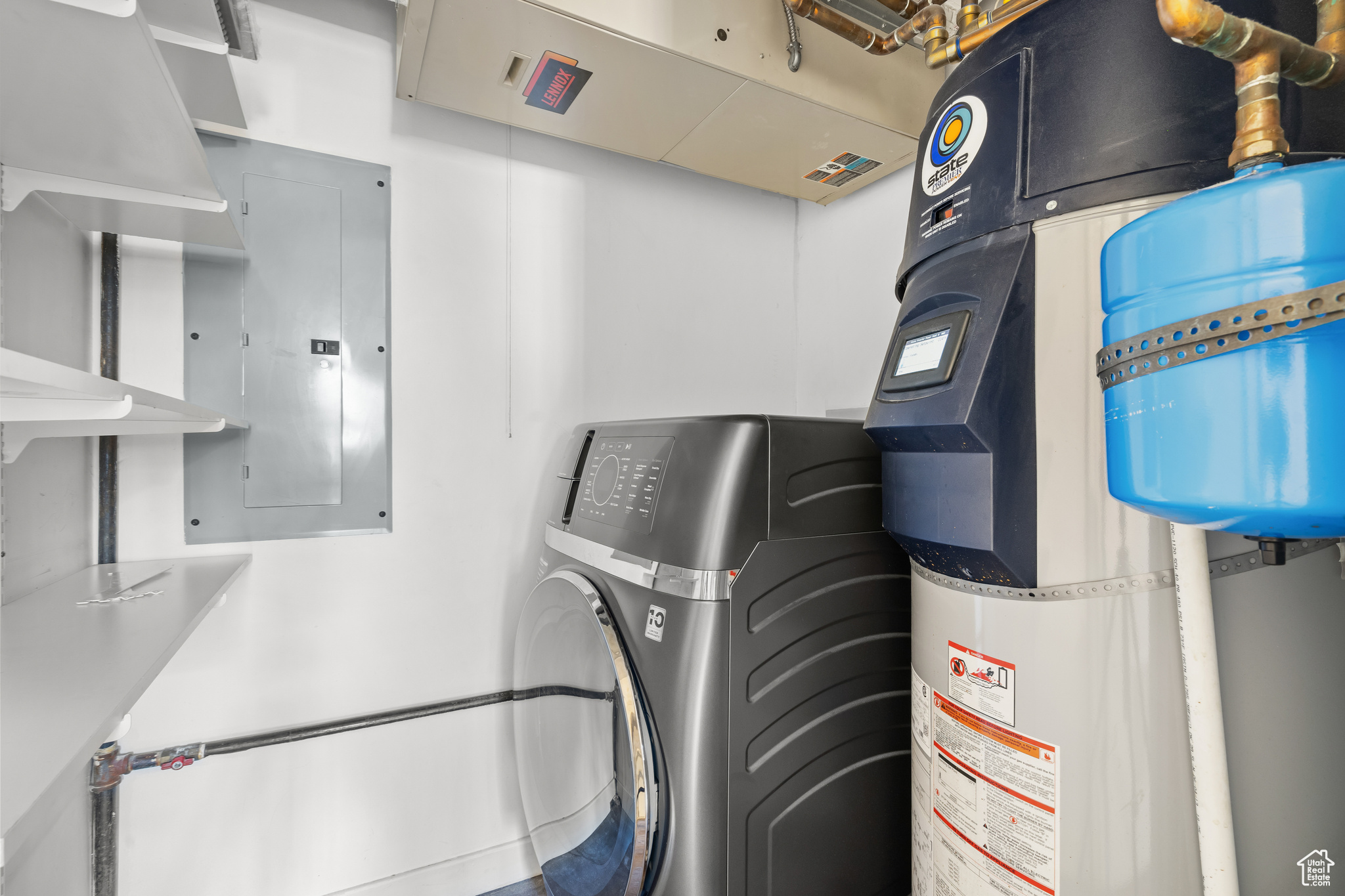 DAKOTA LOFTS - Residential