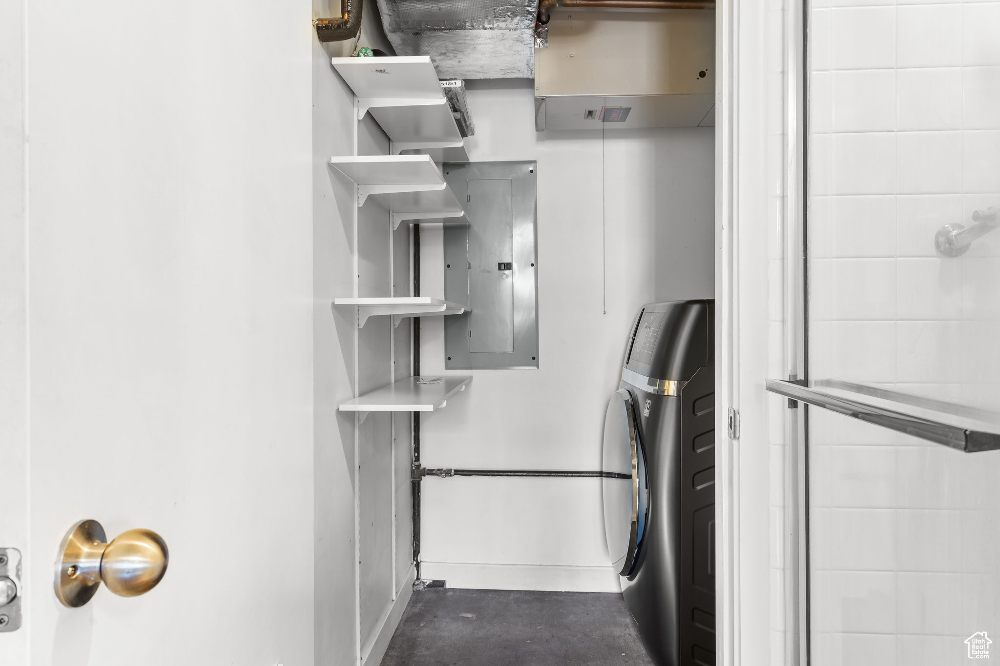 DAKOTA LOFTS - Residential