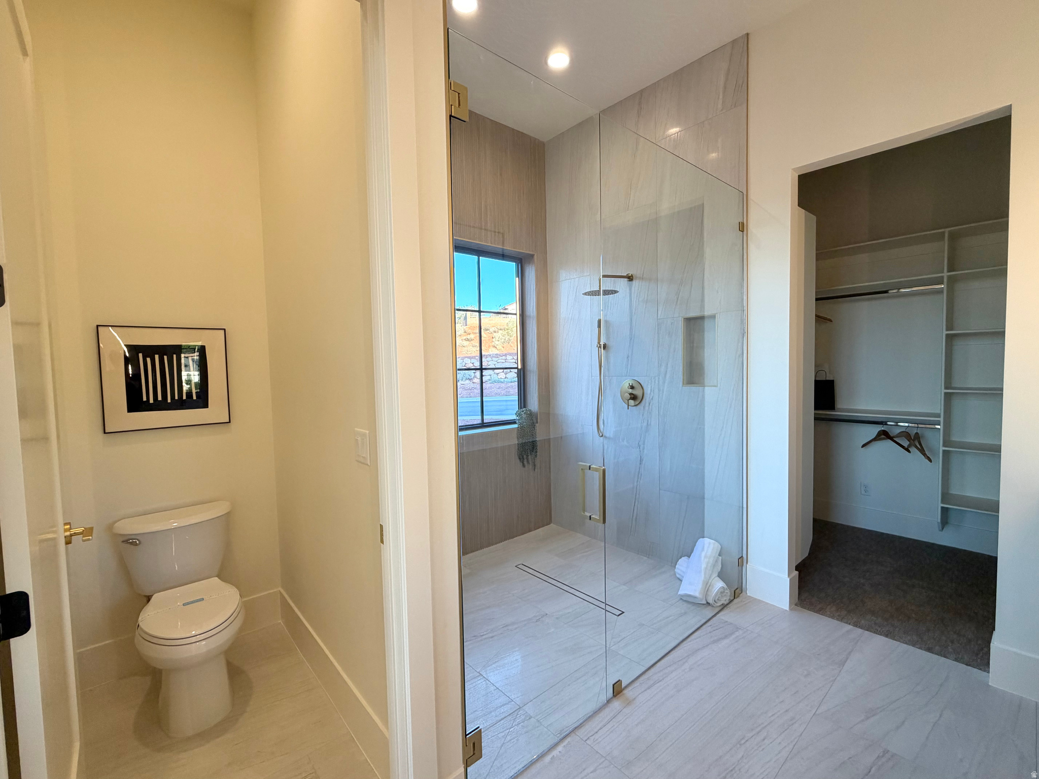 THE ESTATES AT BURKE SPRINGS - Residential