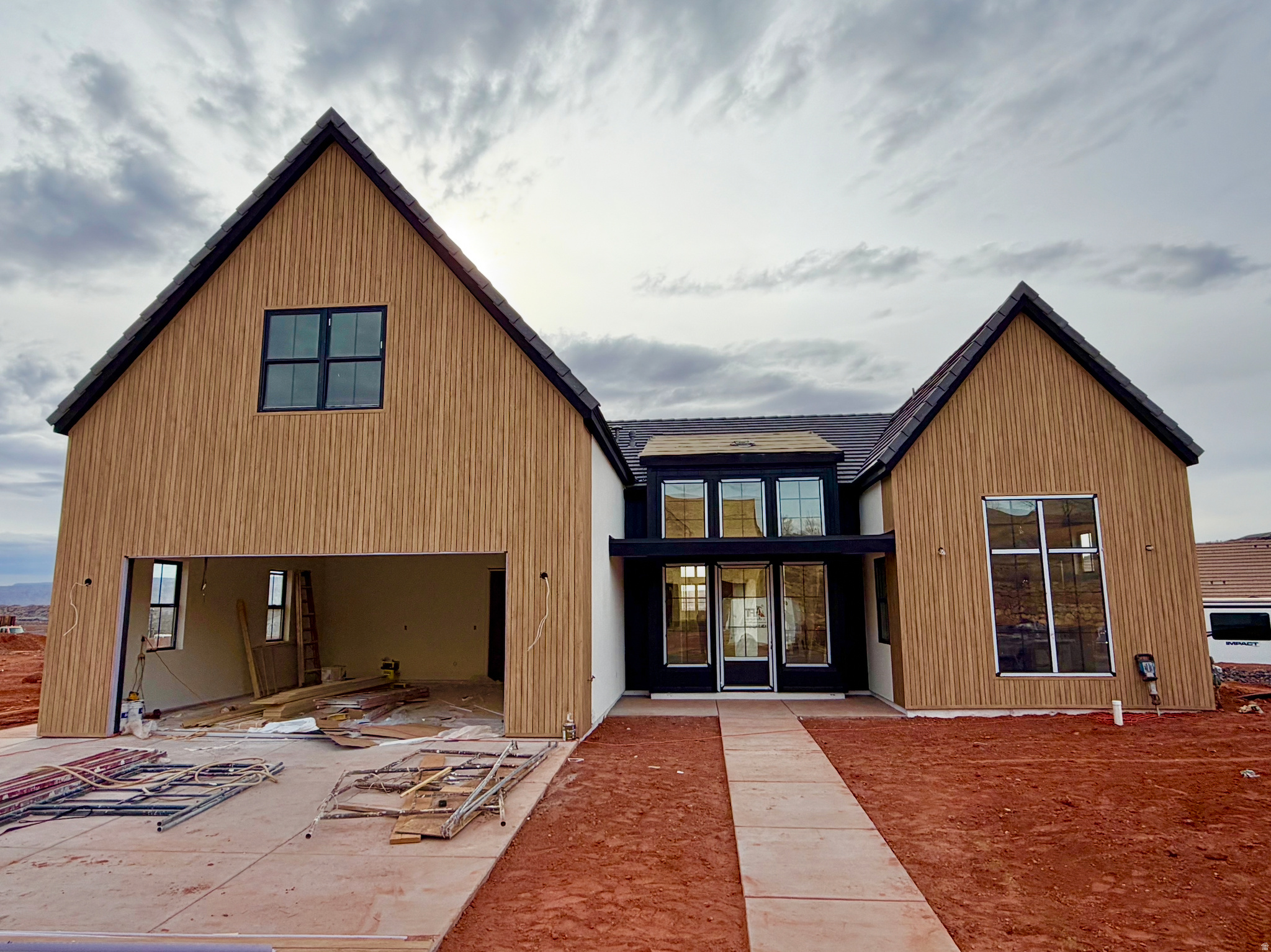 THE ESTATES AT BURKE SPRINGS - Residential