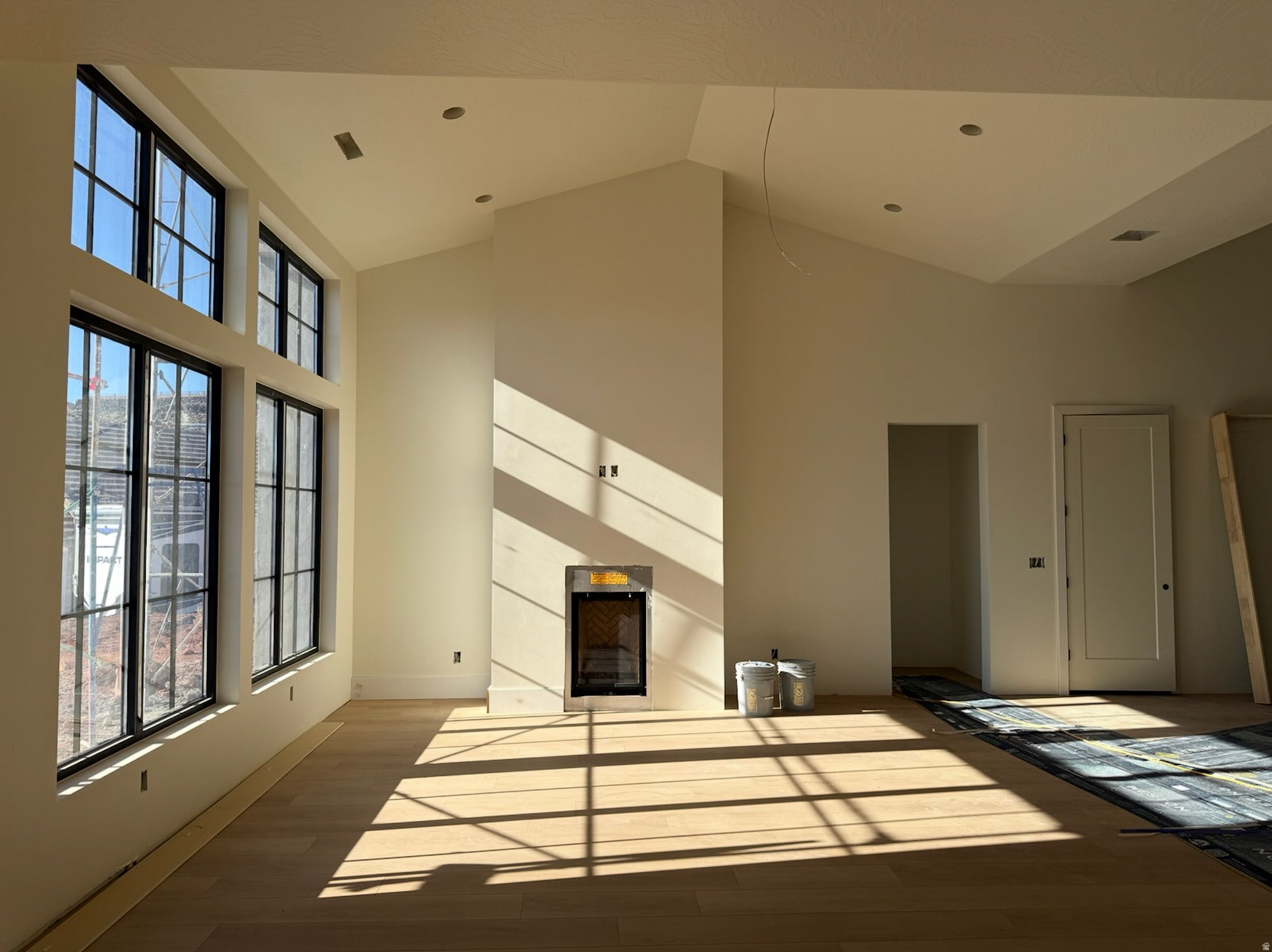 THE ESTATES AT BURKE SPRINGS - Residential