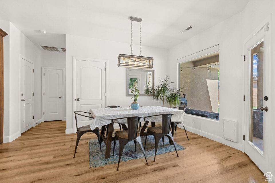 366 W Clover Ln, Washington, Utah image 10