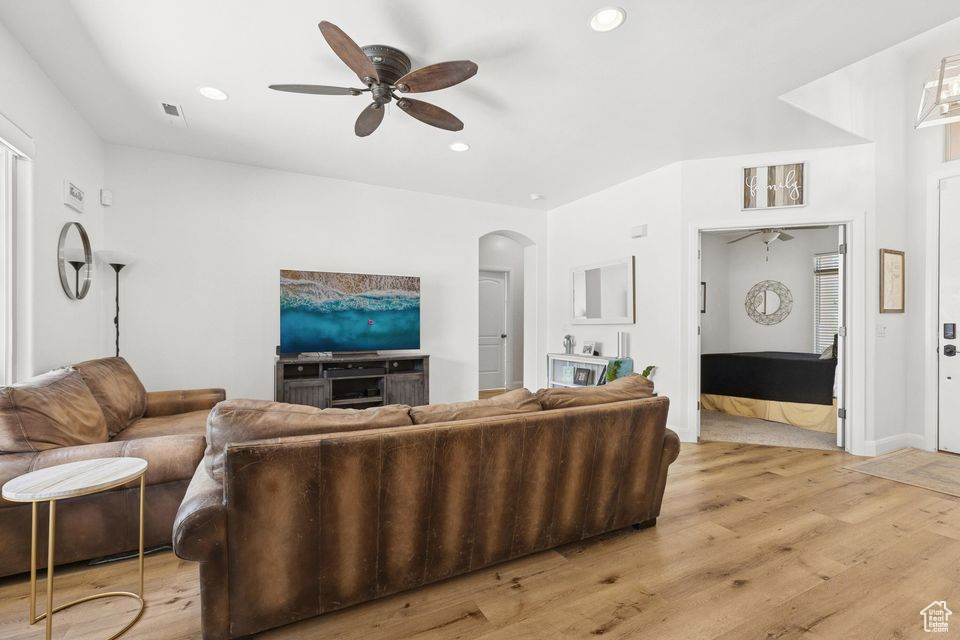 366 W Clover Ln, Washington, Utah image 6