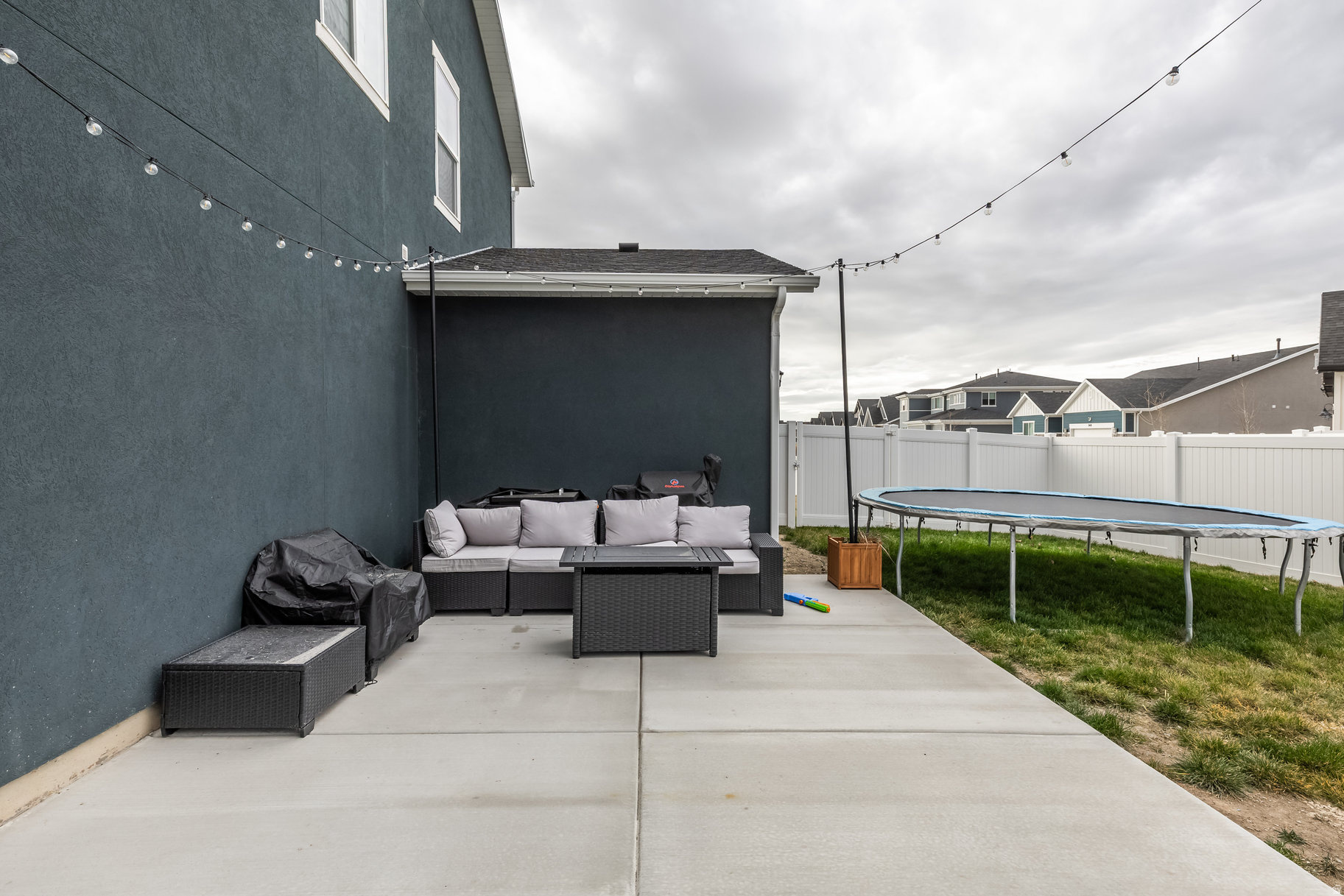 PARKVIEW AT SHORELINE - Residential