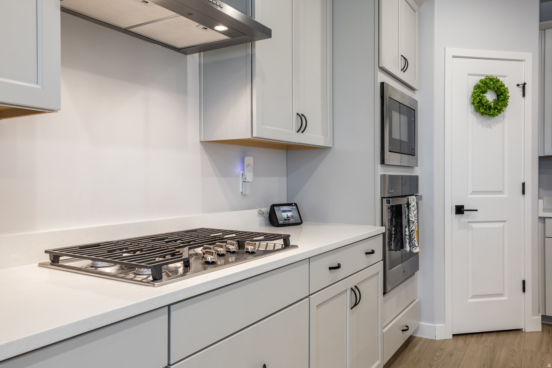 PARKVIEW AT SHORELINE - Residential