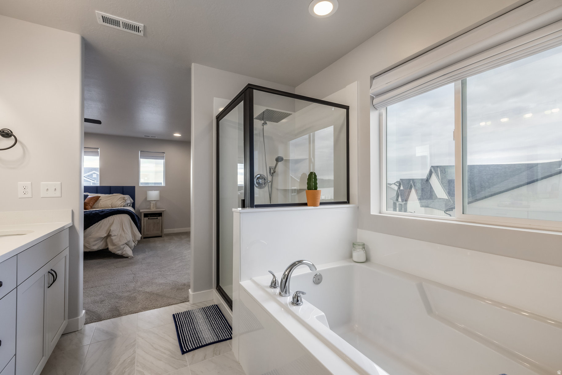 PARKVIEW AT SHORELINE - Residential