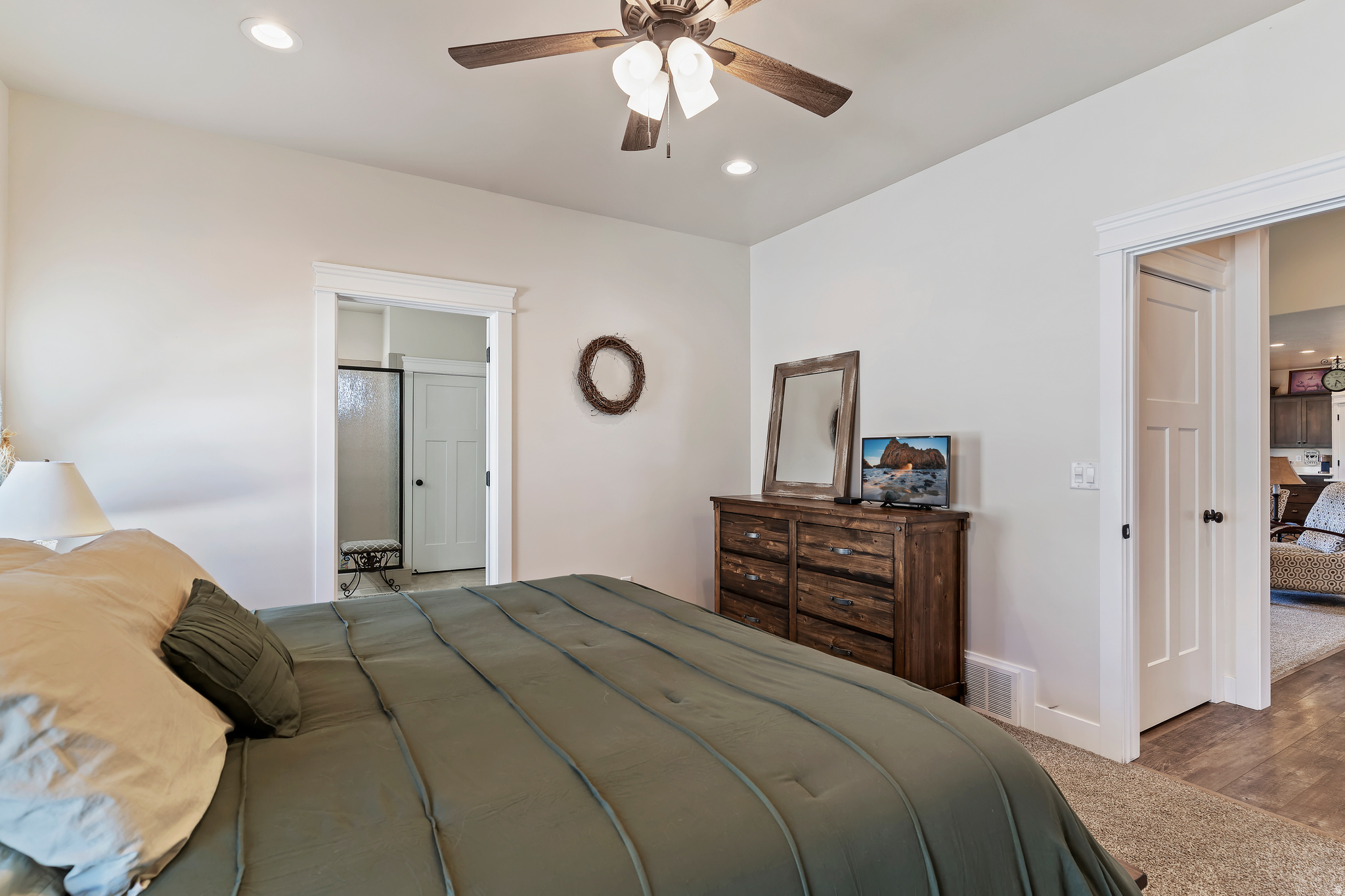 CRAYTHORN HOMESTEAD - Residential