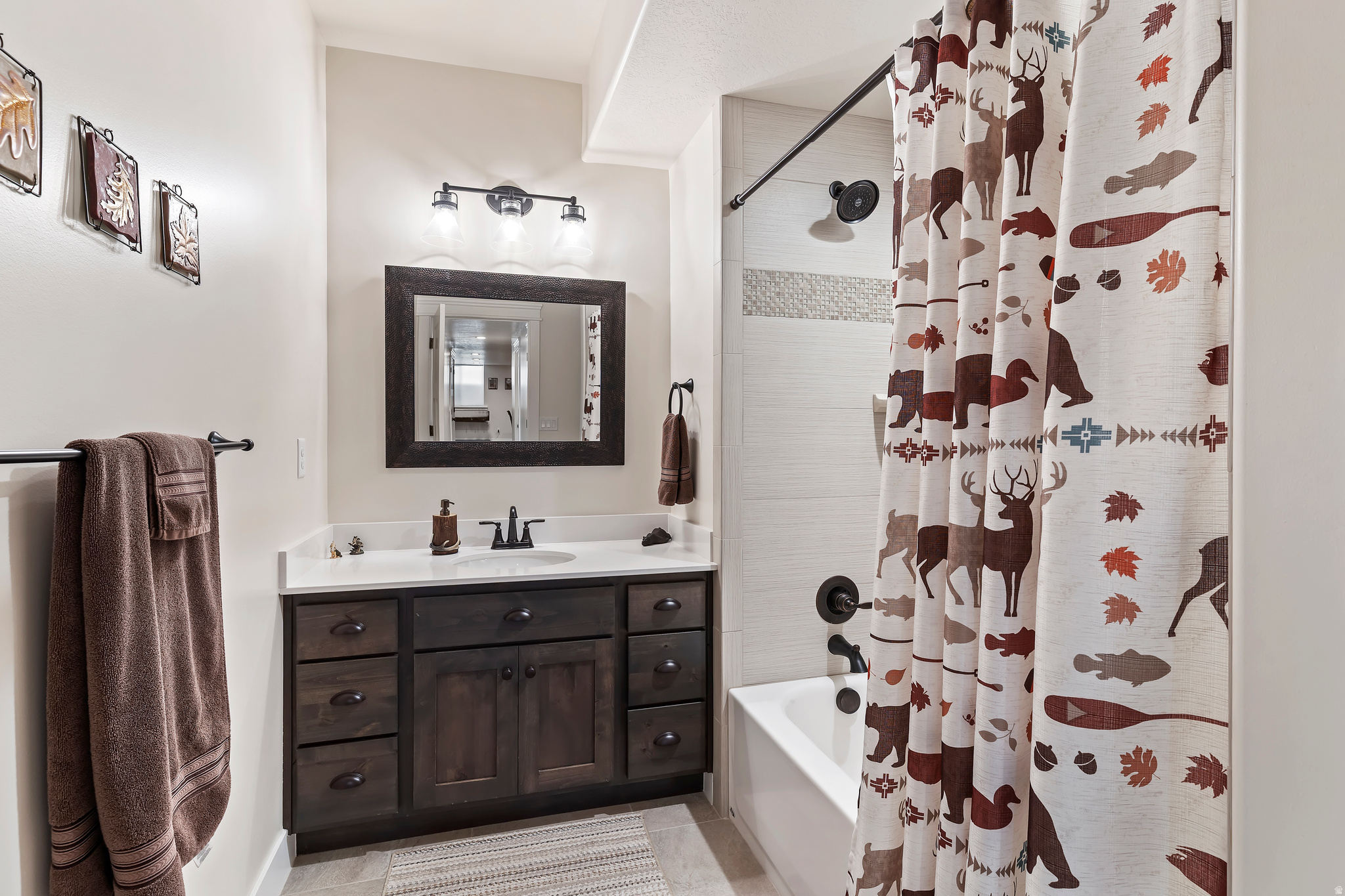 CRAYTHORN HOMESTEAD - Residential