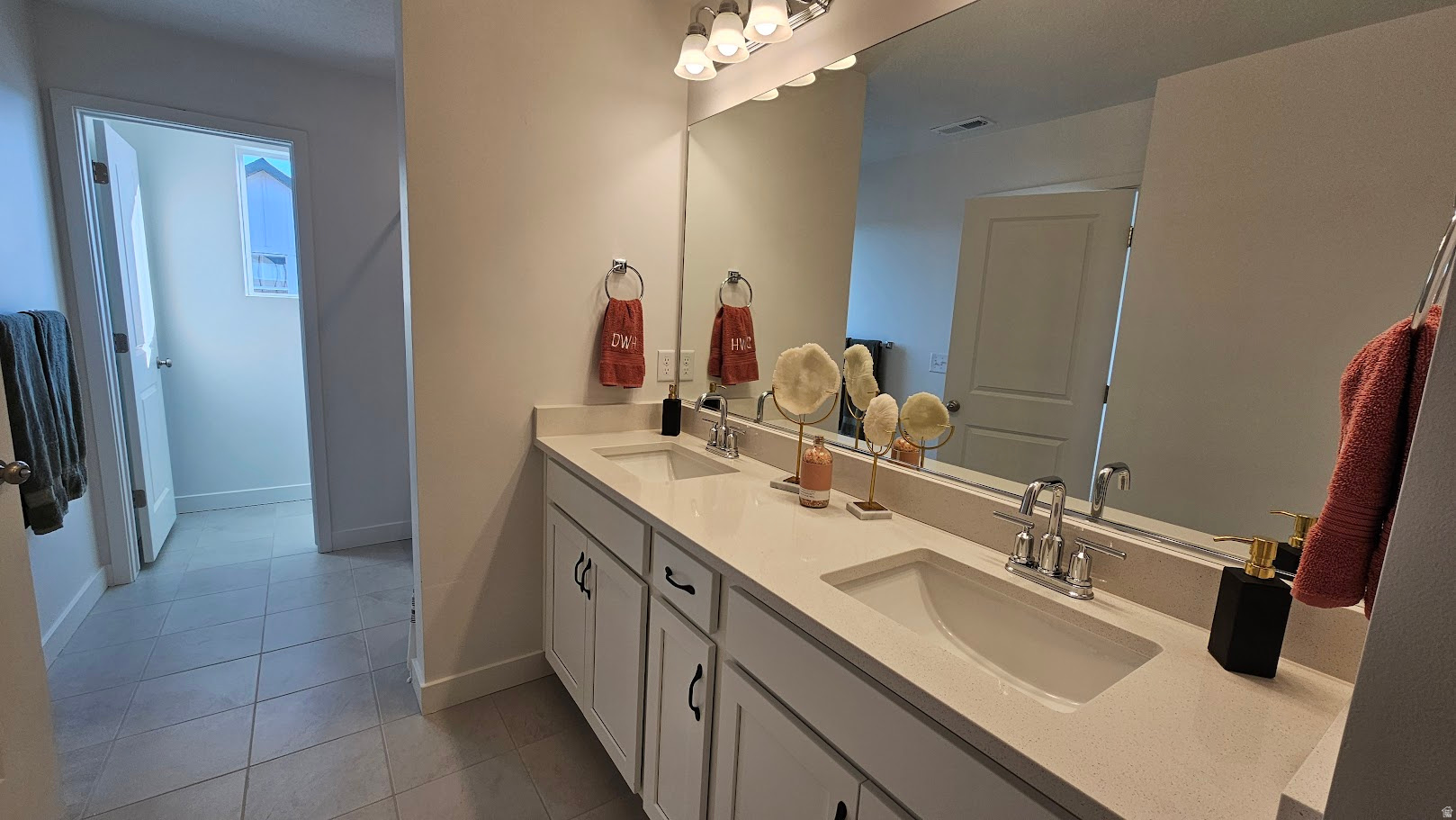 BONNEVILLE T - Residential