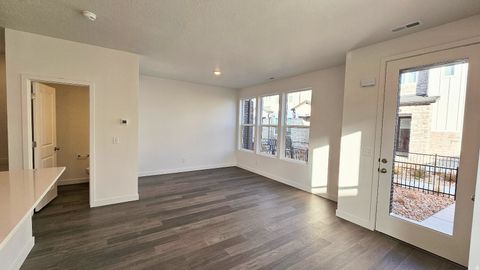 Tiny photo for 2858 S KINSEY CT W #39, West Valley City, UT 84128 (MLS # 2158500)