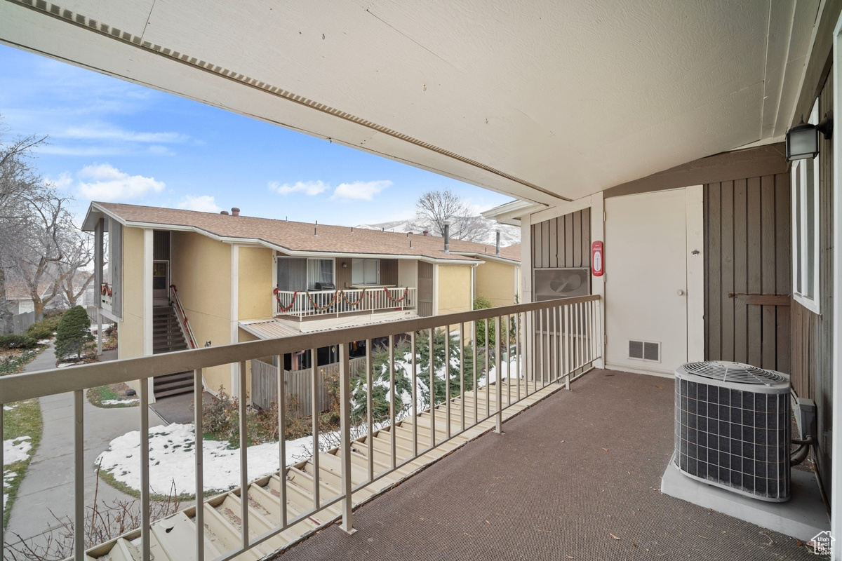 THREE FOUNTAINS - Residential