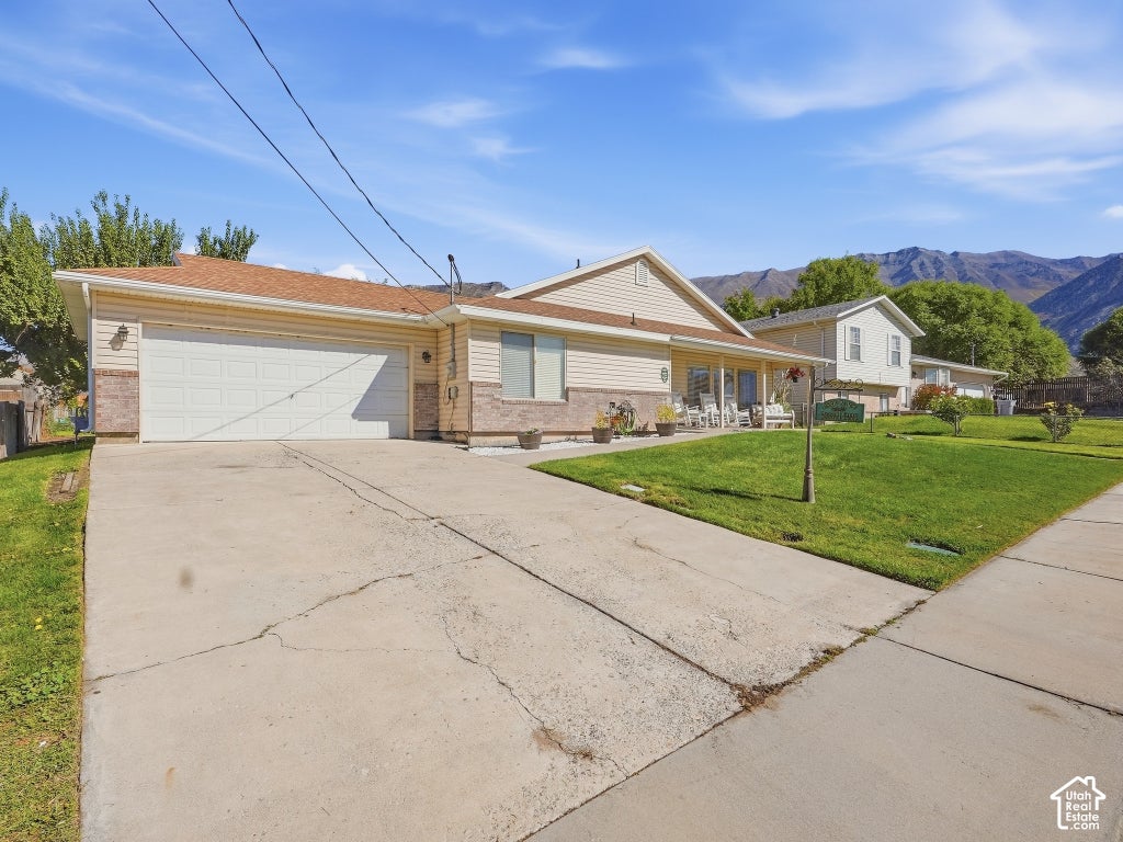 Photo of 565 E 300 S, Pleasant Grove, UT 84062 (MLS # 2190419)