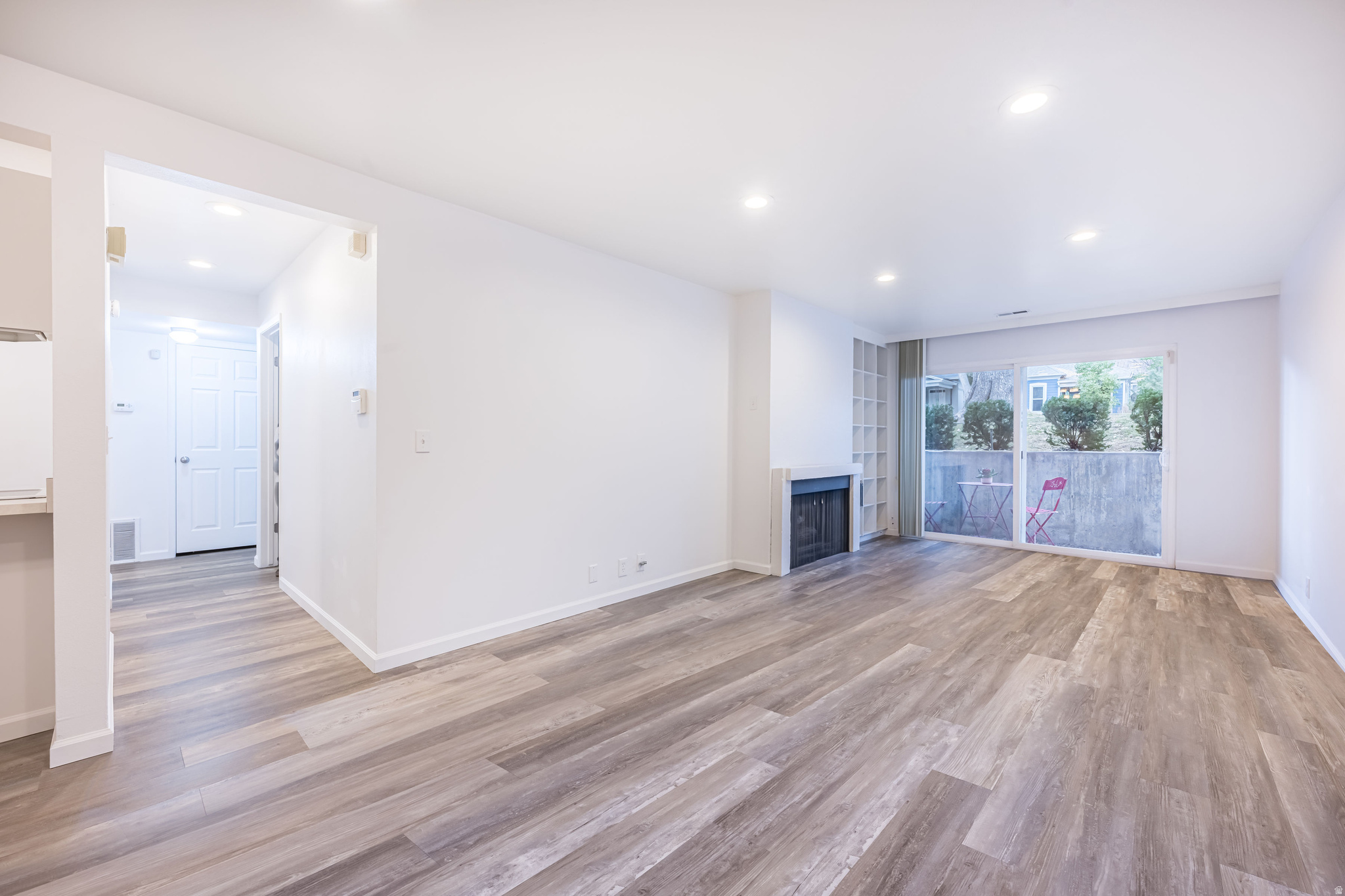 CAMBRIDGE - Residential