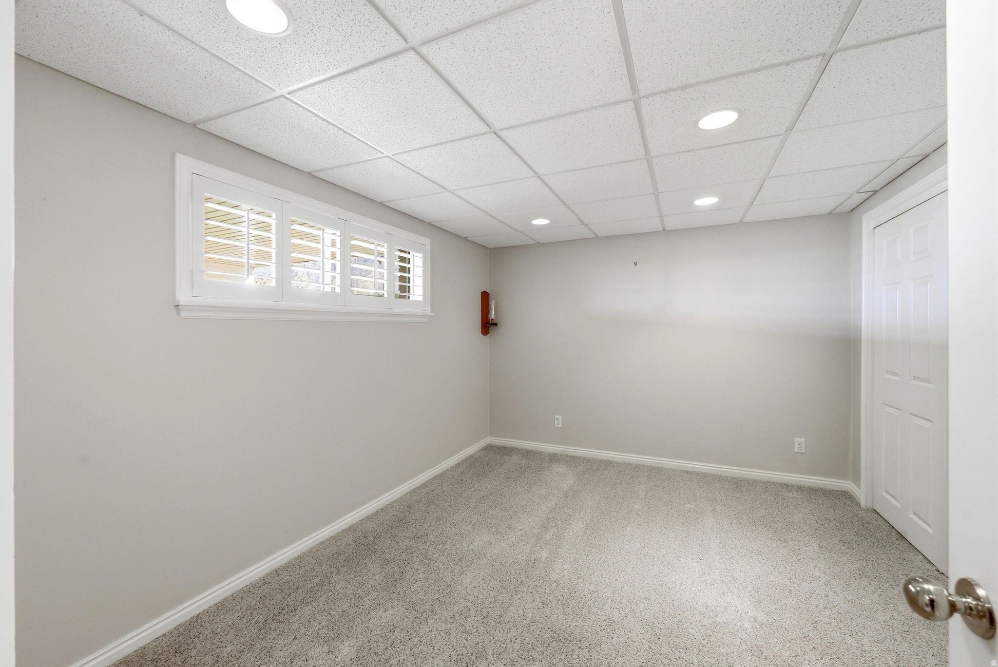 LAZY BAR - Residential