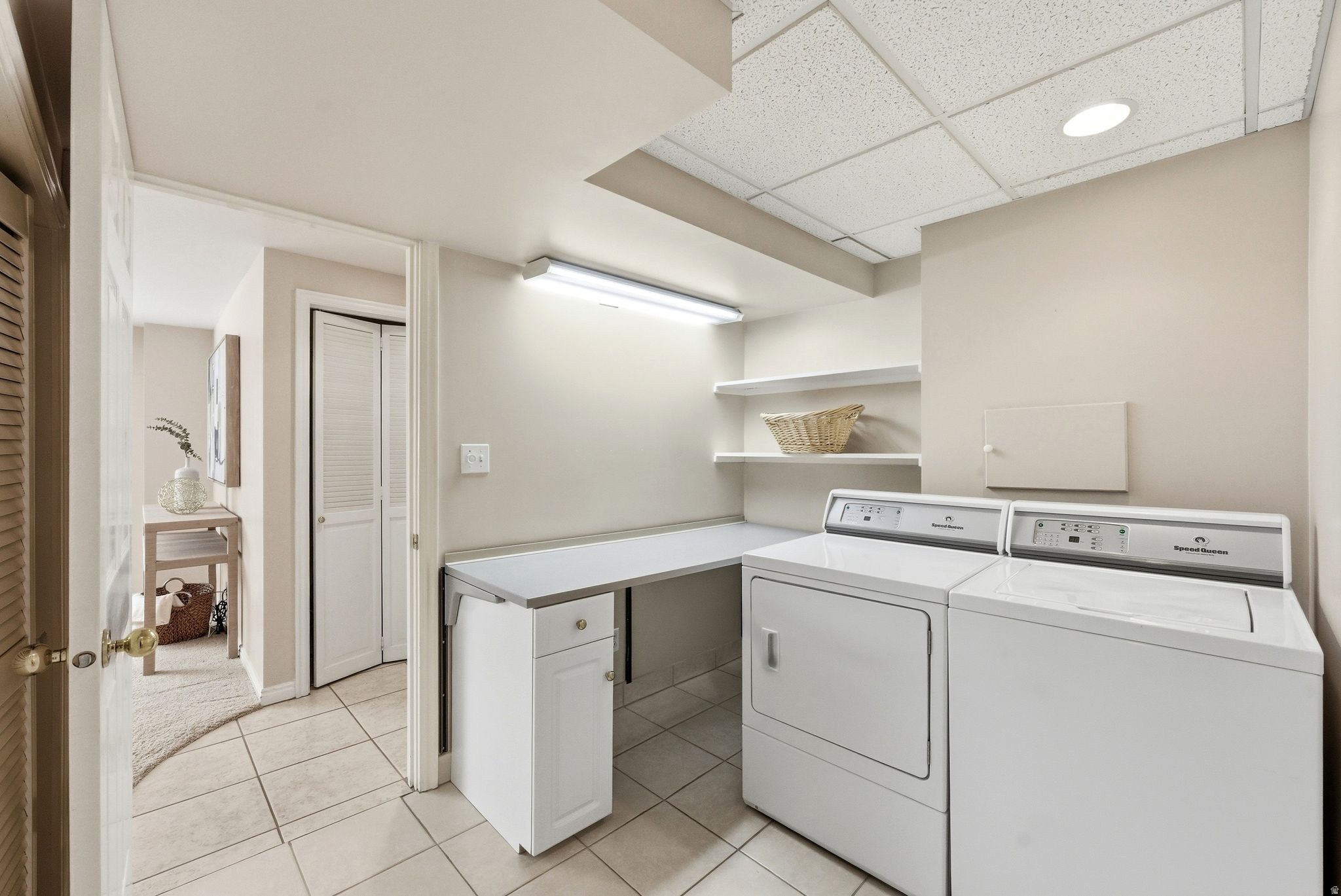 LAZY BAR - Residential