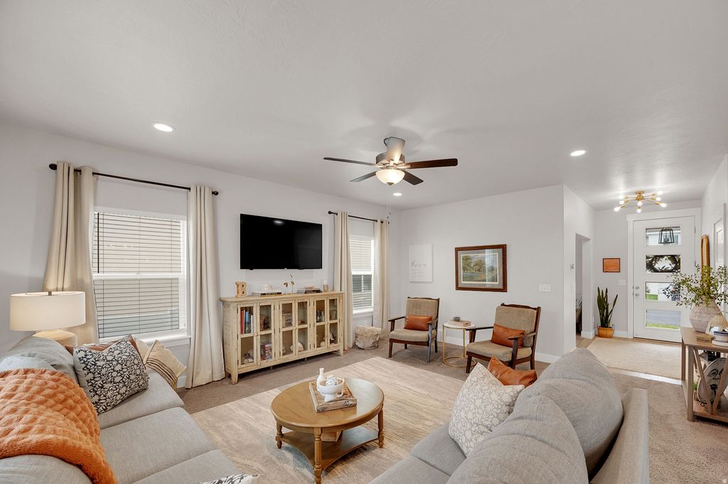 Photo of 4591 E FLOWER PT N, Eagle Mountain, UT 84005 (MLS # 2136693)