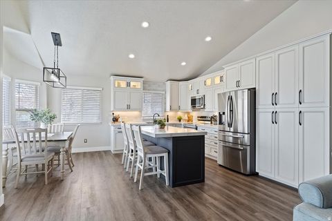 Tiny photo for 1403 GLENEAGLES DR, Syracuse, UT 84075 (MLS # 2128222)