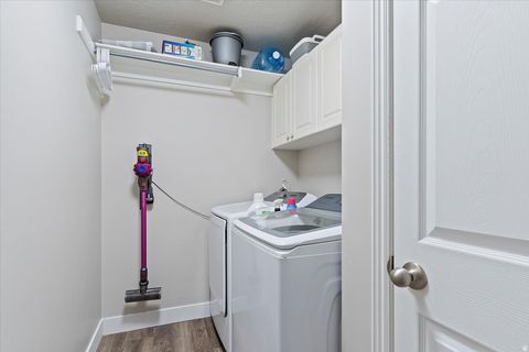 Tiny photo for 1403 GLENEAGLES DR, Syracuse, UT 84075 (MLS # 2128222)