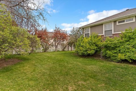 Tiny photo for 1403 GLENEAGLES DR, Syracuse, UT 84075 (MLS # 2128222)