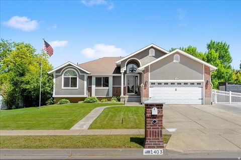 Photo of 1403 GLENEAGLES DR, Syracuse, UT 84075 (MLS # 2128222)
