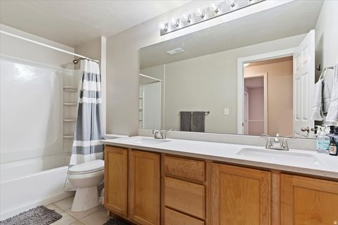 Tiny photo for 1403 GLENEAGLES DR, Syracuse, UT 84075 (MLS # 2128222)