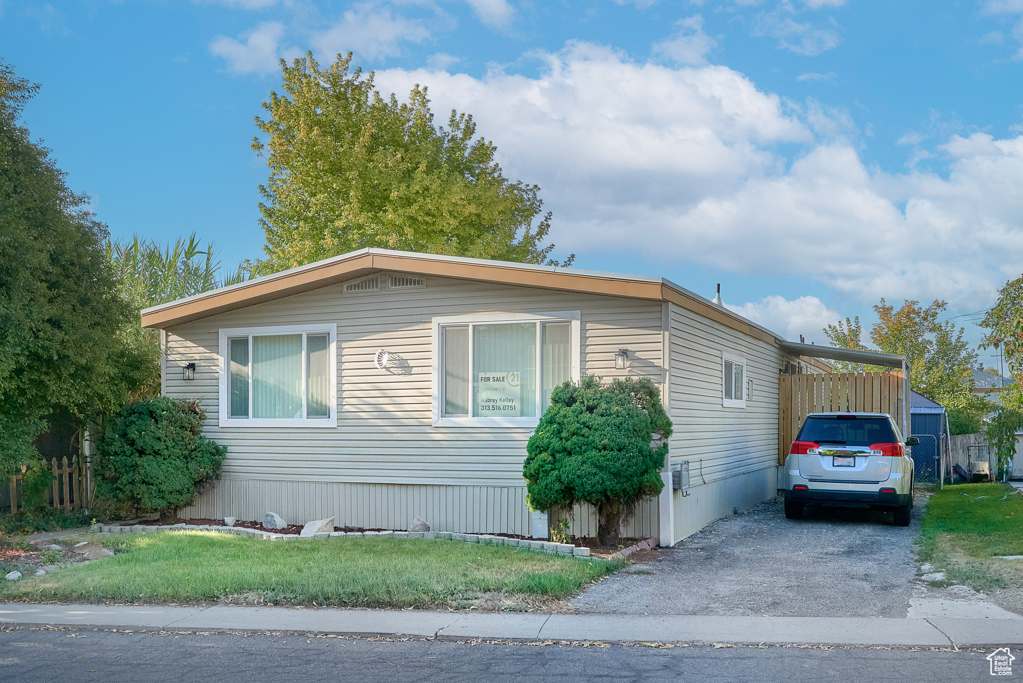 Elegant and move-in ready, this 3-bedroom, 2-bath manufactured home in Salt Lake City offers refined living on a well-sized 0.1-acre lot. Featuring a generously sized living room, a beautifully updated kitchen with modern finishes, and an airy, open-concept layout, this home combines comfort and style. Enjoy low-maintenance outdoor space, off-street parking, and a prime location close to schools, shopping, and commuter routes. Must have park approval prior to submitting offer. Square footage figures are provided as a courtesy estimate only and were obtained from county records. Buyer is advised to obtain an independent measurement.