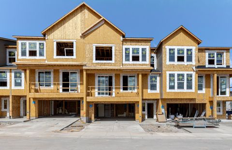 Photo of 6494 W MORSE CREEK CV #3067, Herriman, UT 84096 (MLS # 2137620)