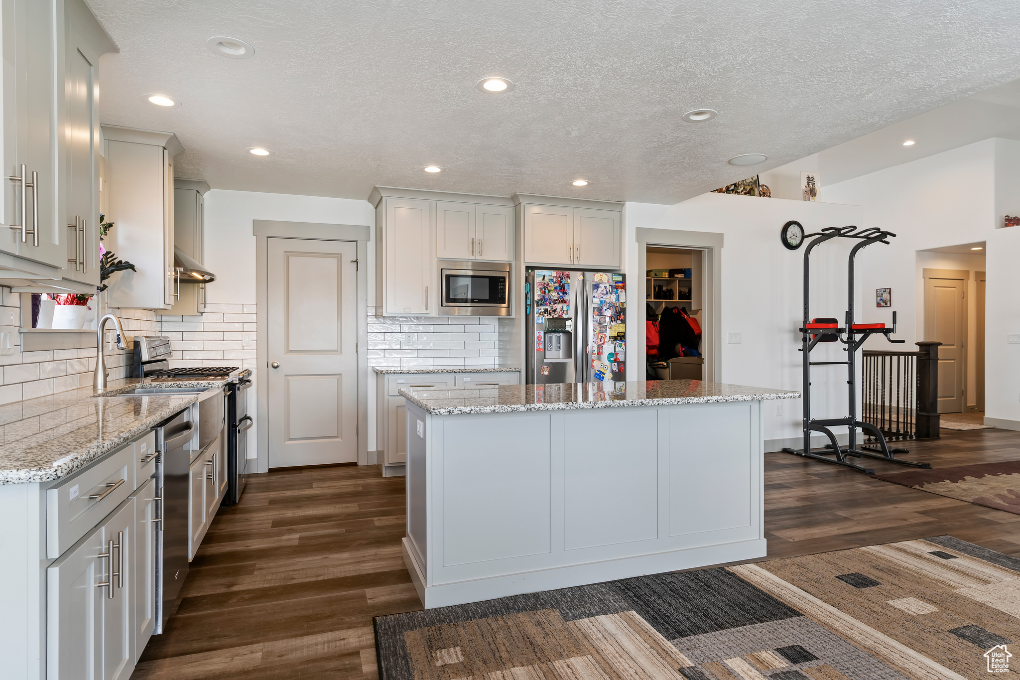 SPRING ACRES ESTATES - Residential