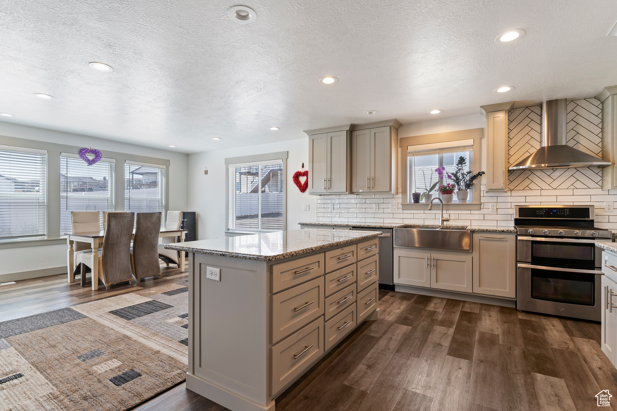 SPRING ACRES ESTATES - Residential