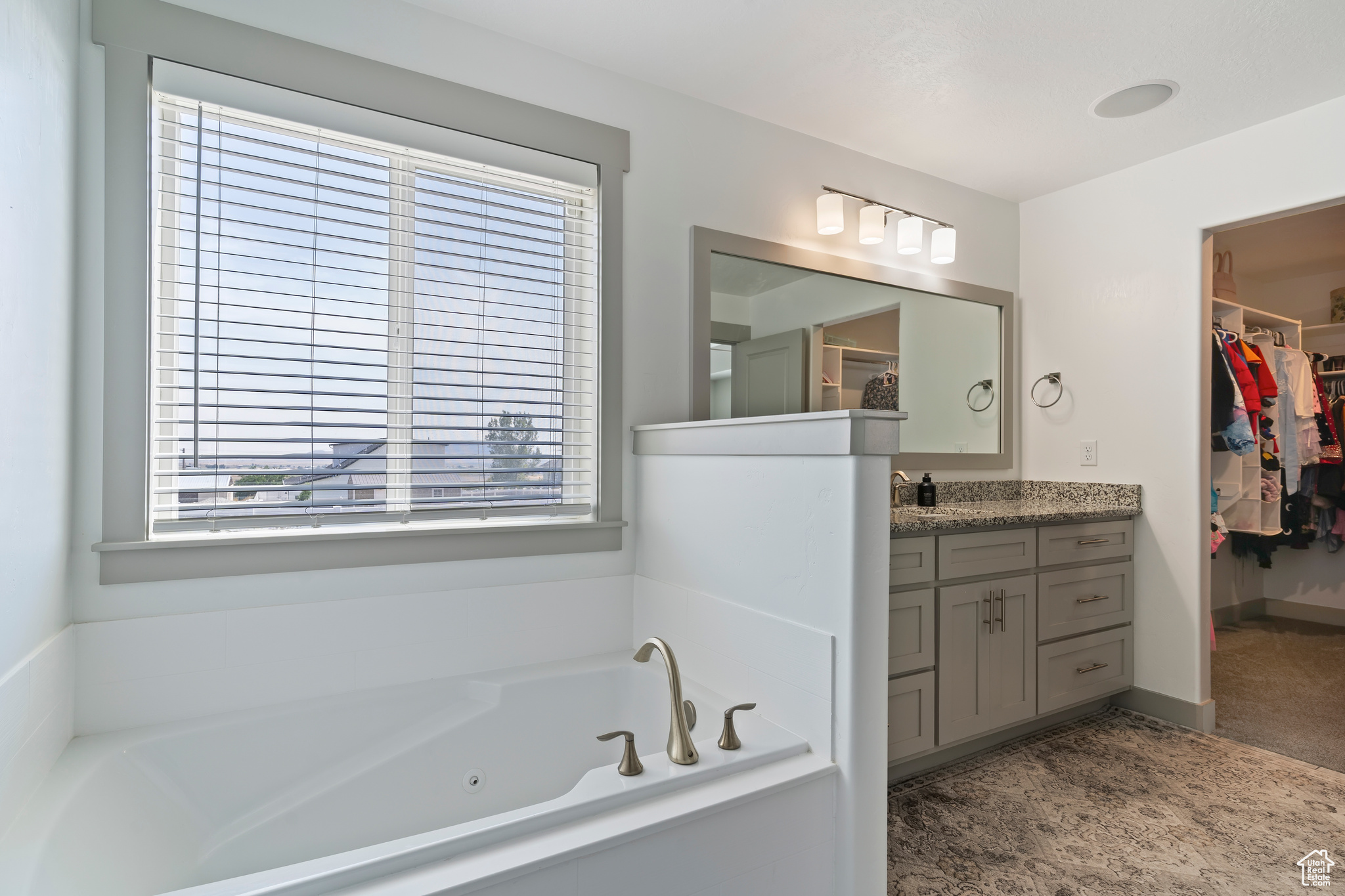 SPRING ACRES ESTATES - Residential