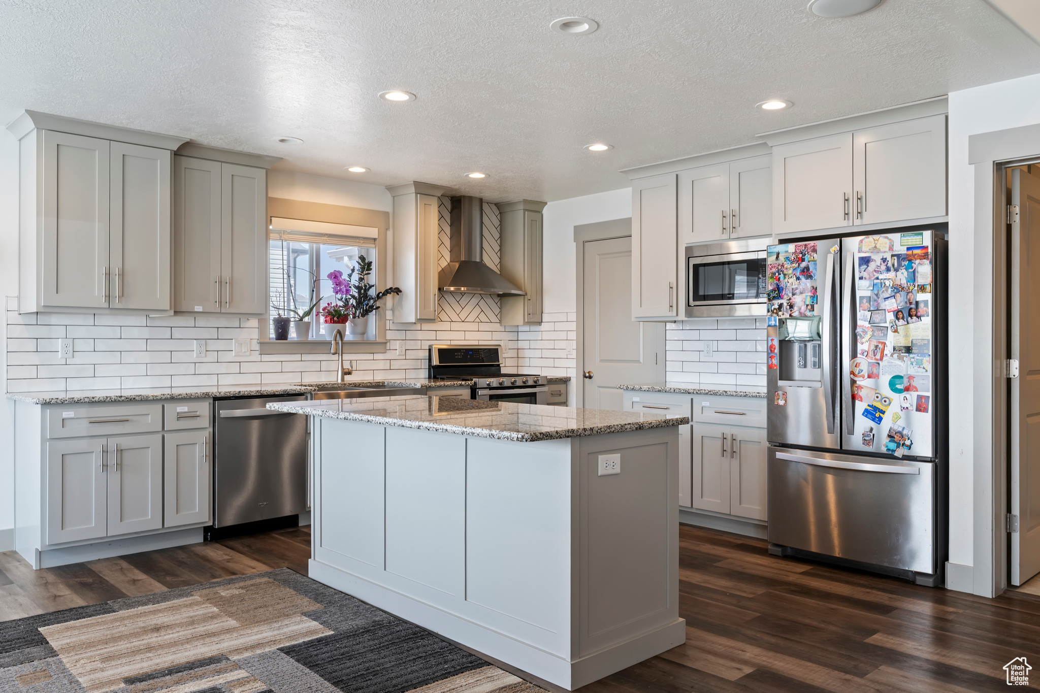 SPRING ACRES ESTATES - Residential