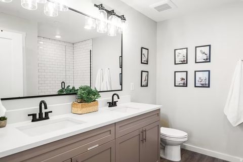 Tiny photo for 875 W AKOYA PEARL ST #305, Saint George, UT 84790 (MLS # 2127545)