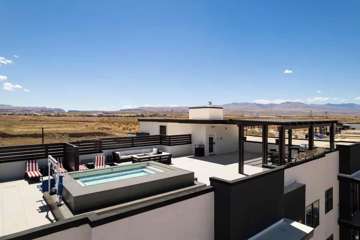 DESERT COLOR - Residential