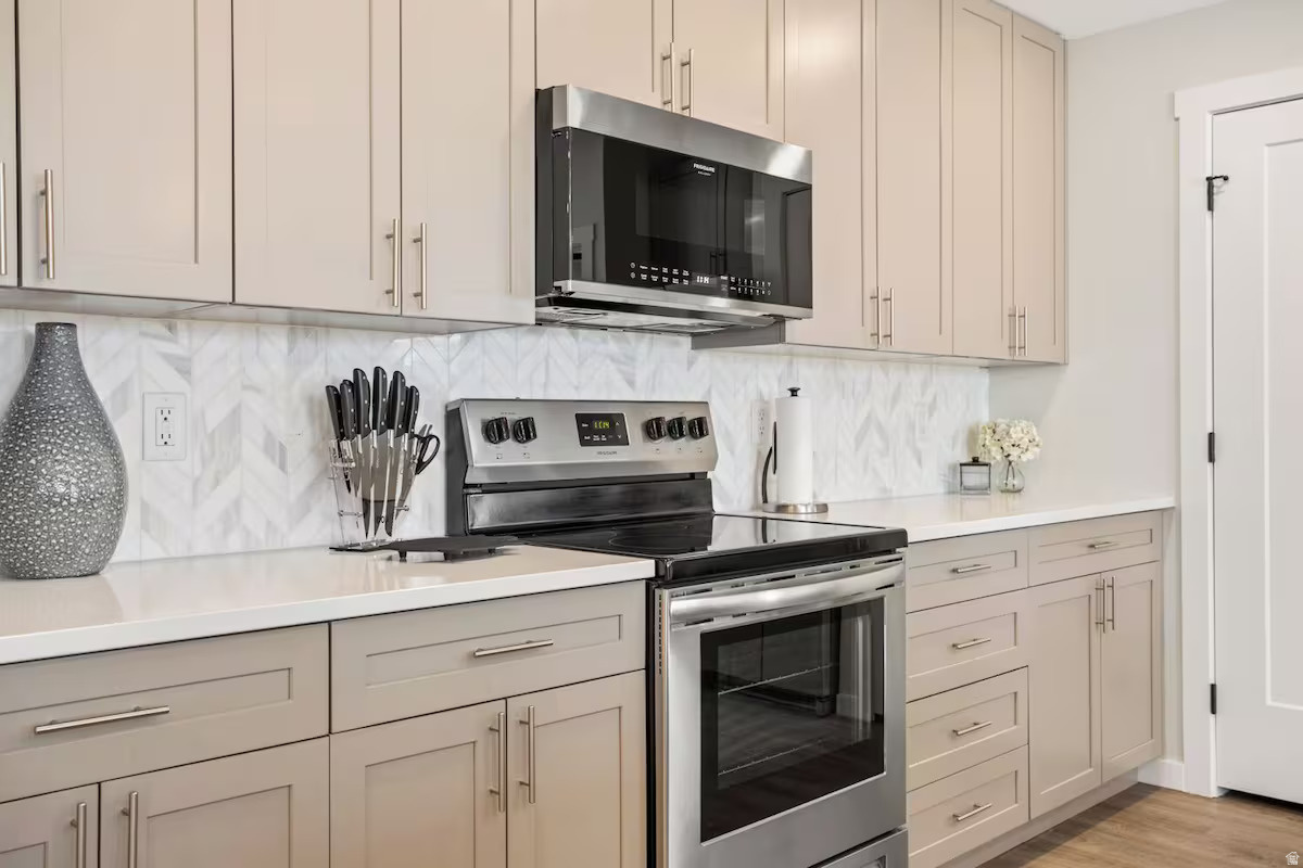 DESERT COLOR - Residential