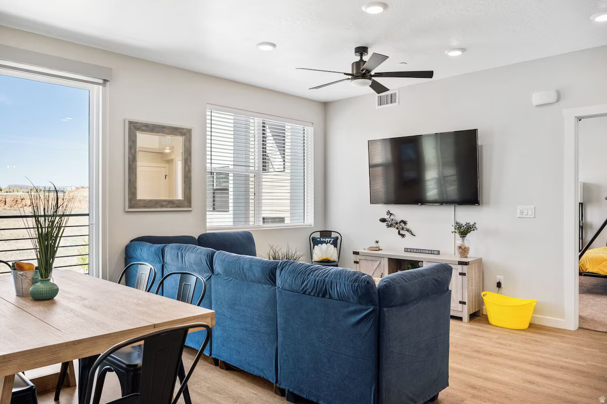 DESERT COLOR - Residential