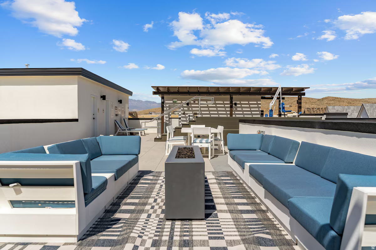 DESERT COLOR - Residential