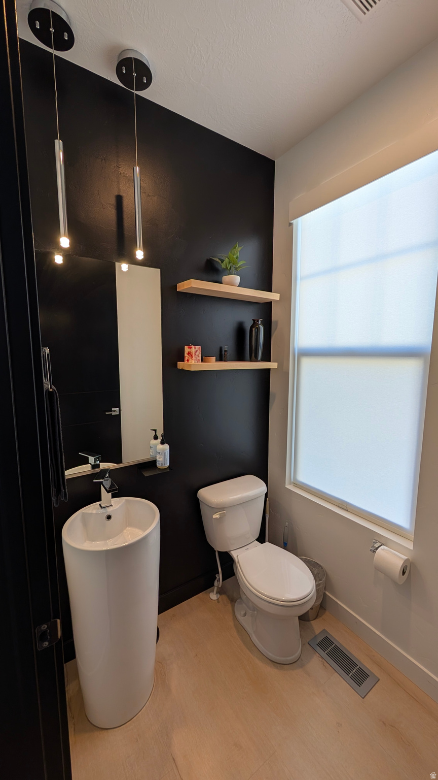 HILL FARMS - Residential