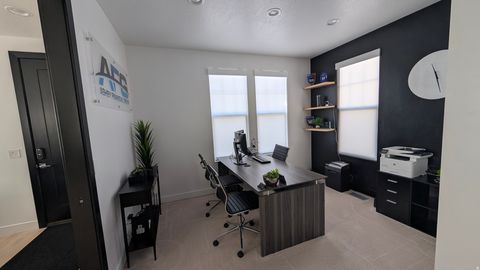 Tiny photo for 326 APRICOT Grv, Kaysville, UT 84037 (MLS # 2150395)