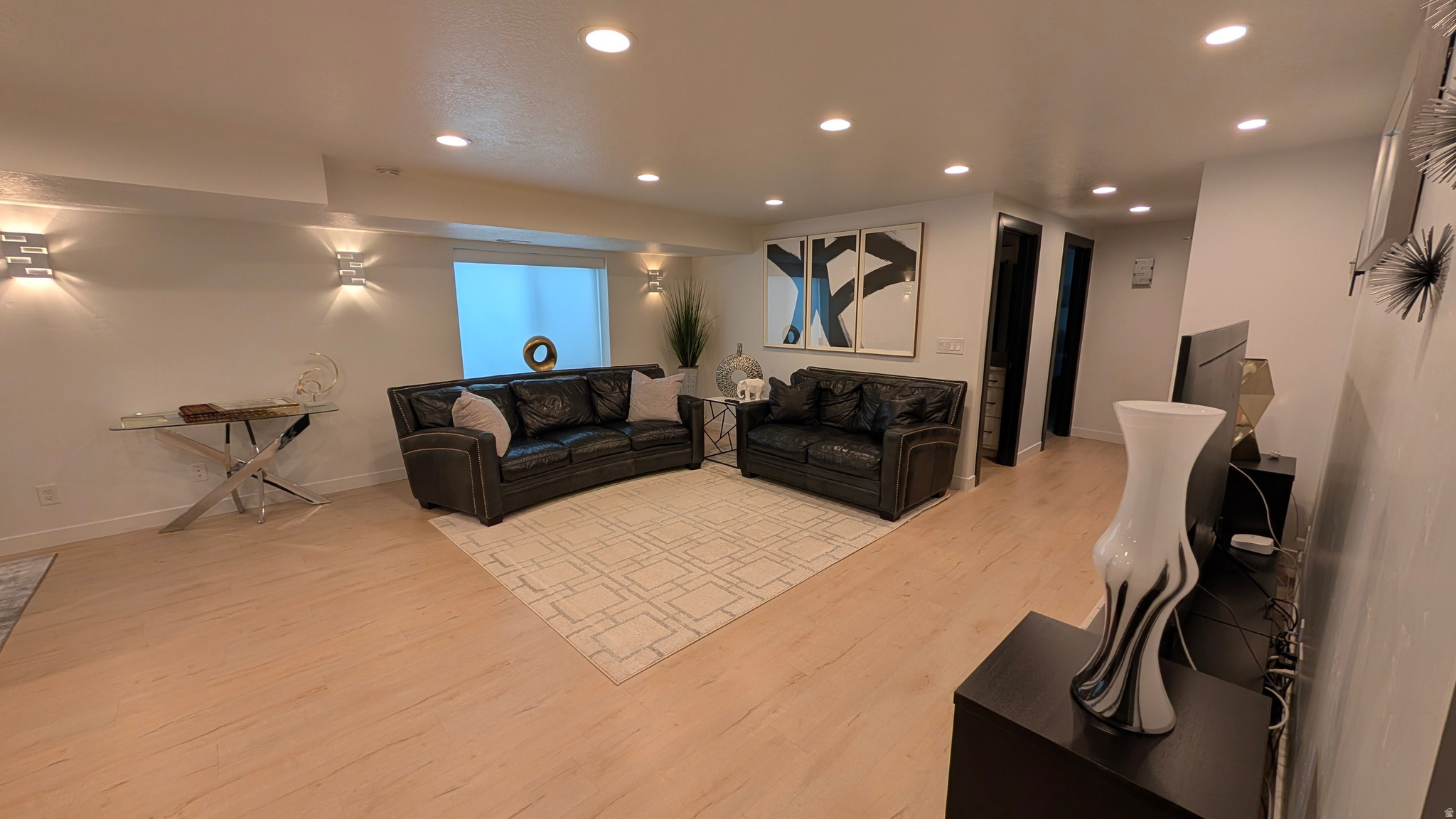 HILL FARMS - Residential