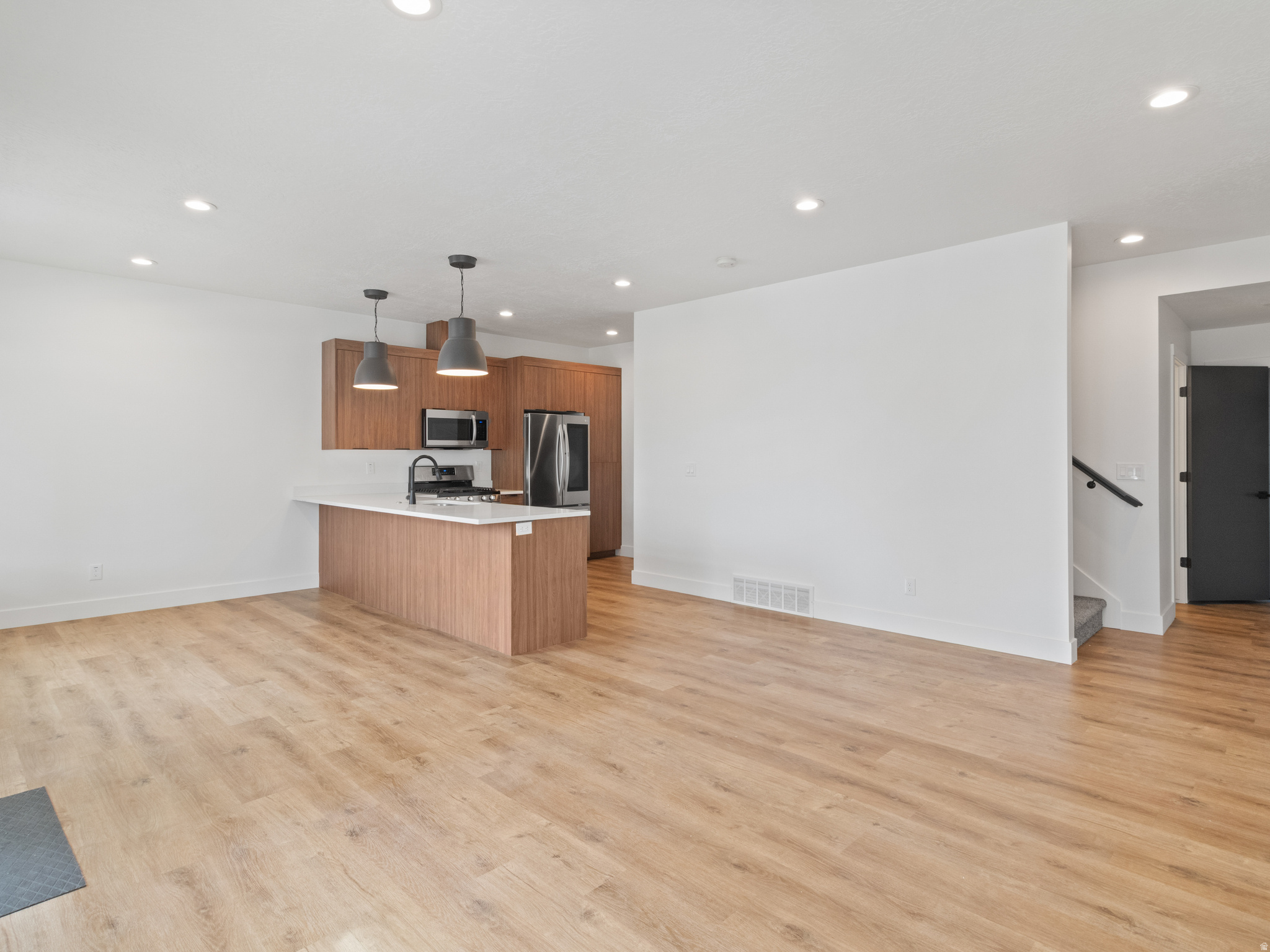 PEAK VIEW FLATS - Residential