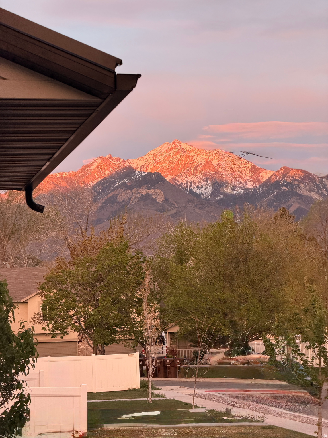 PEAK VIEW FLATS - Residential