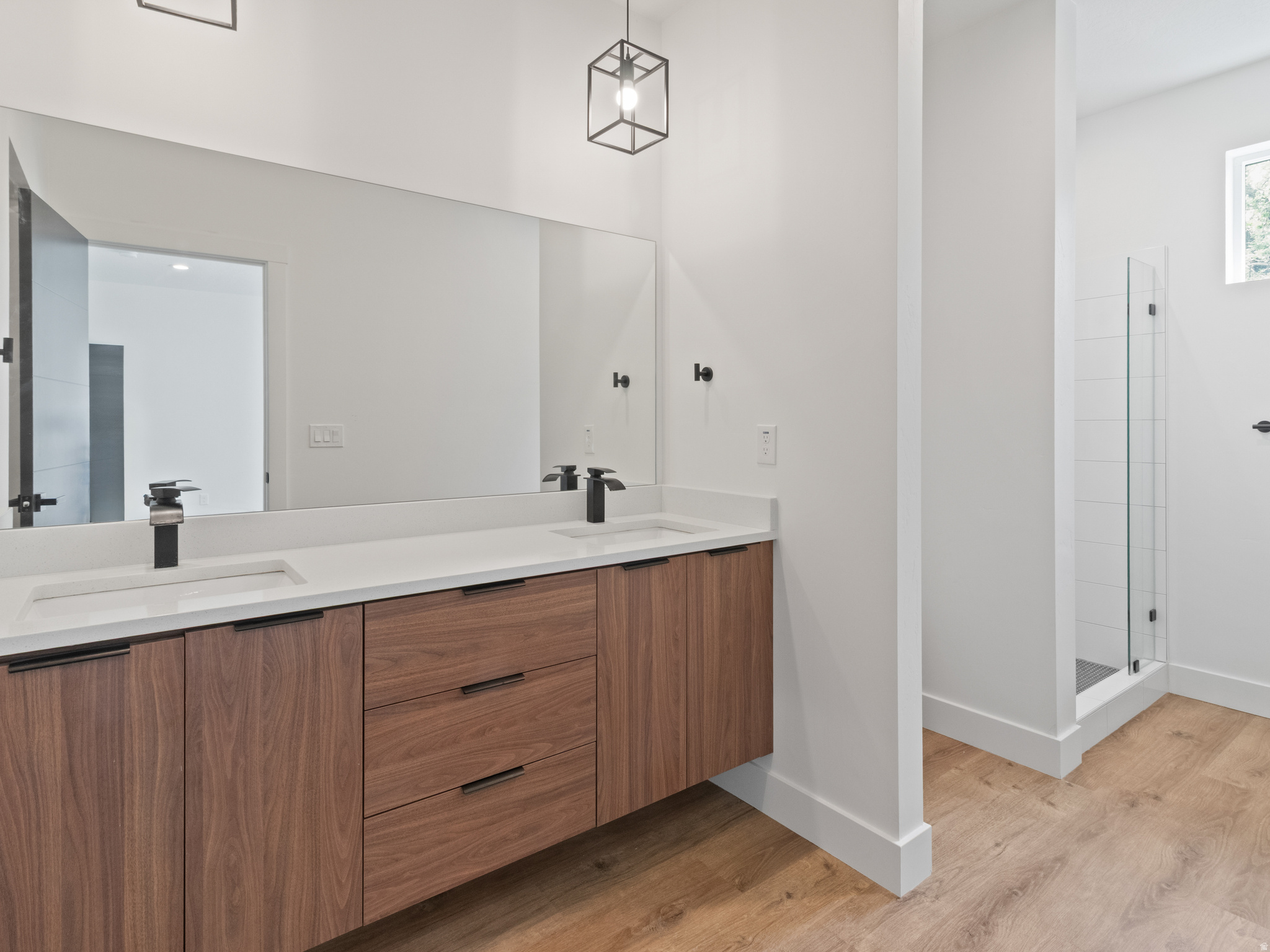 PEAK VIEW FLATS - Residential